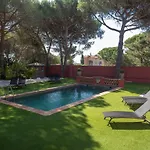 Cote D'asoet מלון דירות 4*