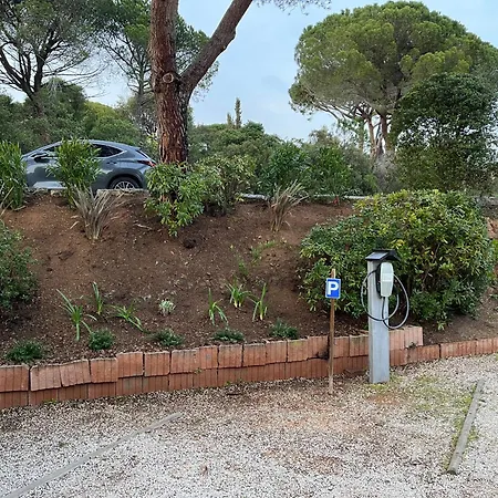 Ξενοδοχείο με διαμερίσματα Cote D'asoet 4*